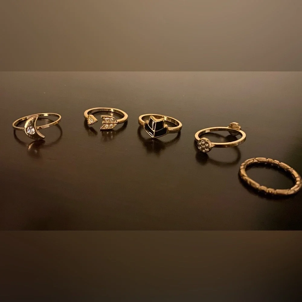 Set of 5 Gold Tone Midi Finger Rings | Stackable Boho Minimalist Set